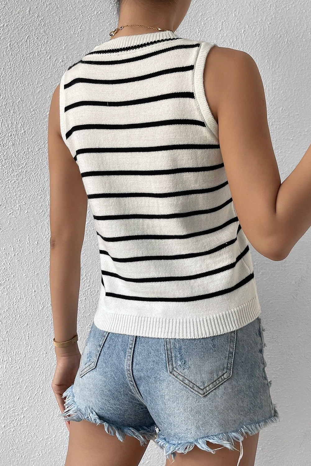 White Striped Crewneck Knitted Vest