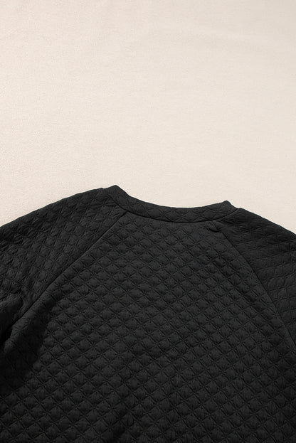 Black Quilted V-Neck Solid Color Long Sleeve Top